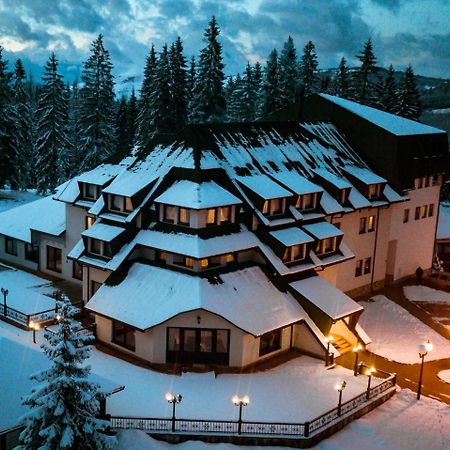 Hotel Zlatarski Zlatnik Nova Varoš エクステリア 写真