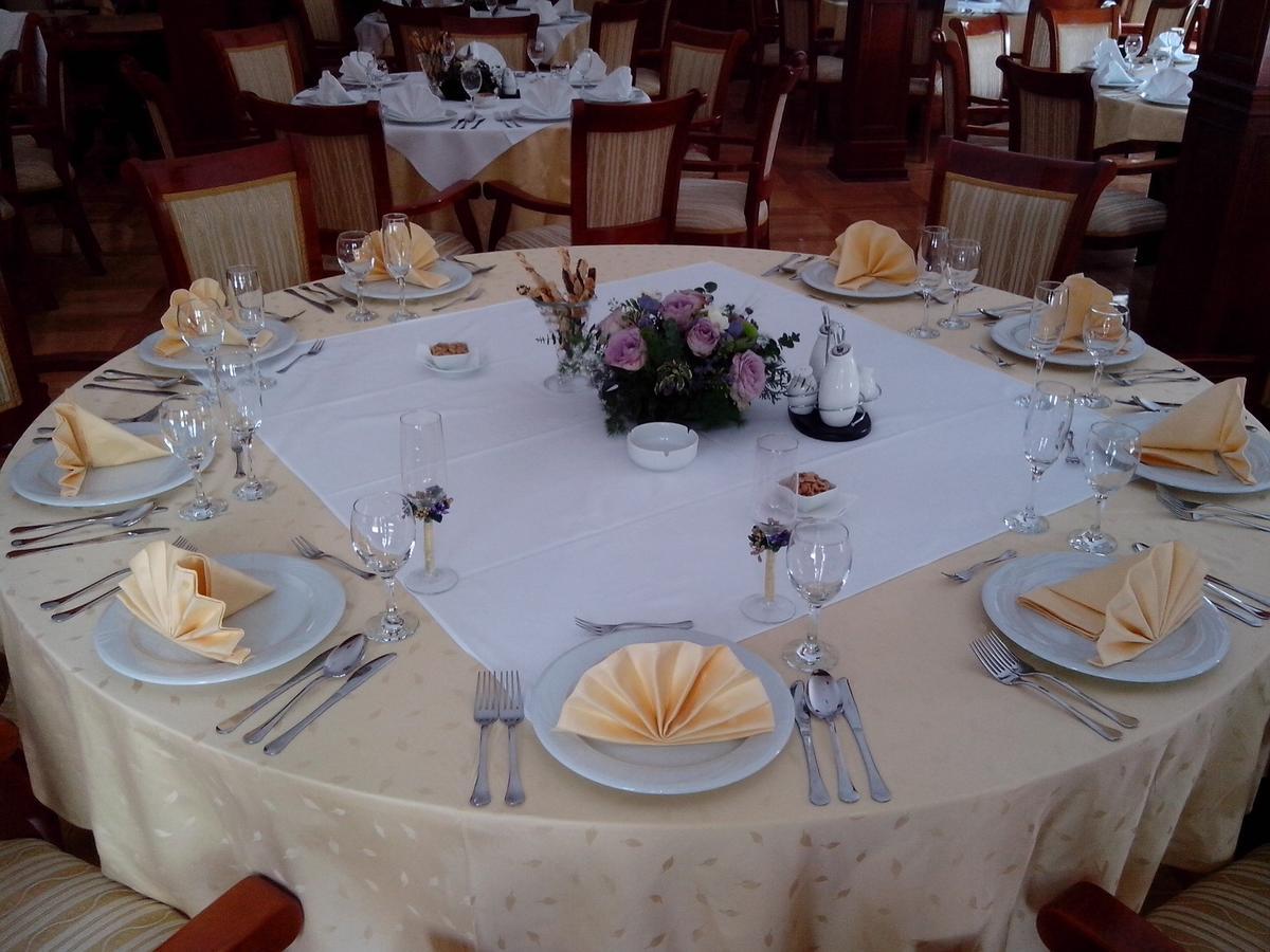 Hotel Zlatarski Zlatnik Nova Varoš エクステリア 写真