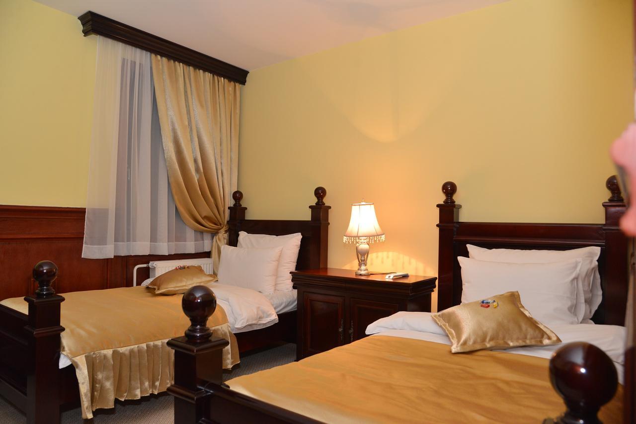 Hotel Zlatarski Zlatnik Nova Varoš エクステリア 写真